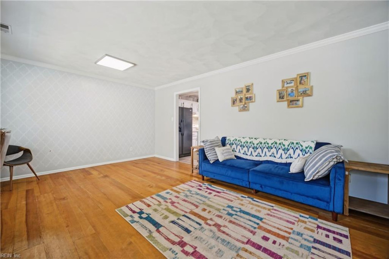 Photo 4 of 35 residential for sale in Virginia Beach virginia