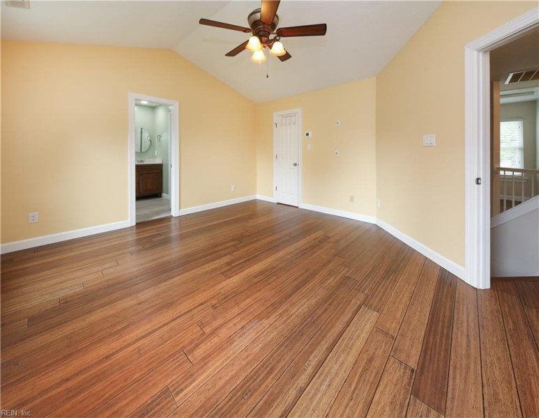 Photo 25 of 47 residential for sale in Chesapeake virginia