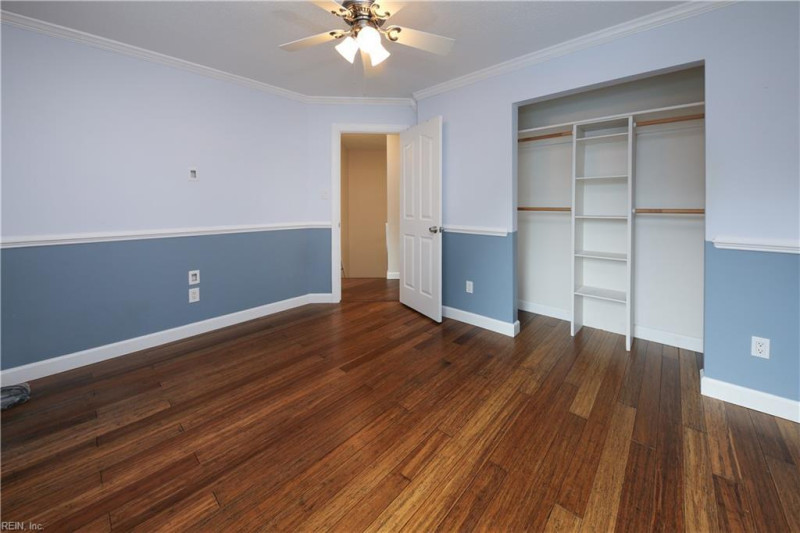 Photo 33 of 47 residential for sale in Chesapeake virginia