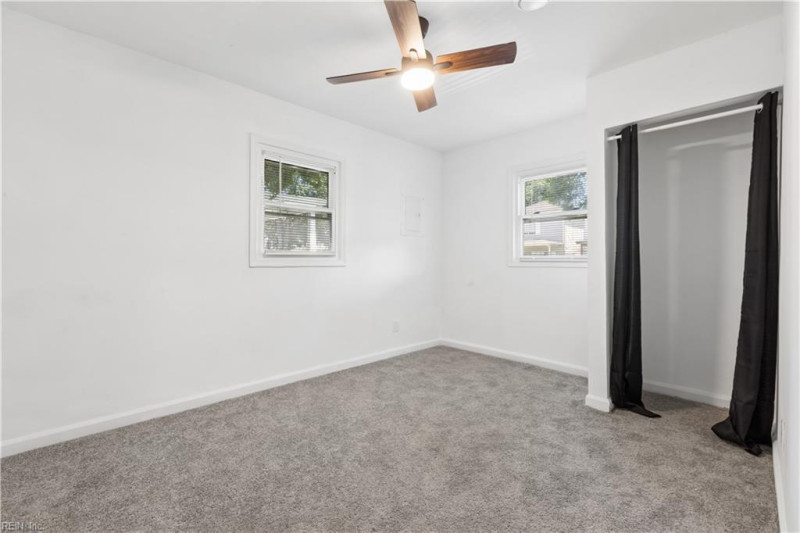 Photo 10 of 22 residential for sale in Newport News virginia
