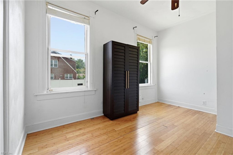 Photo 21 of 41 residential for sale in Norfolk virginia Photo 21 of 41 residential for sale in Norfolk virginia