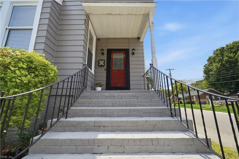 Photo 4 of 41 residential for sale in Norfolk virginia Photo 4 of 41 residential for sale in Norfolk virginia