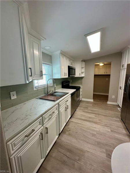 Photo 7 of 29 residential for sale in Virginia Beach virginia