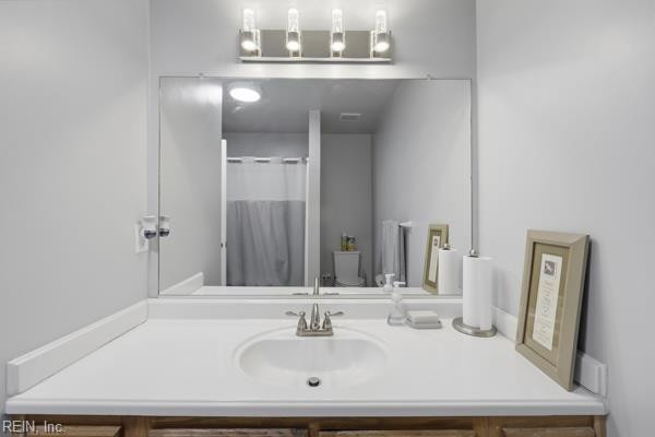 Photo 16 of 29 residential for sale in Chesapeake virginia