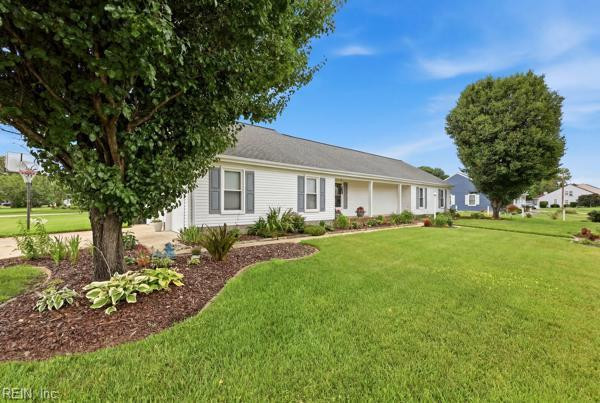 Photo 2 of 29 residential for sale in Chesapeake virginia