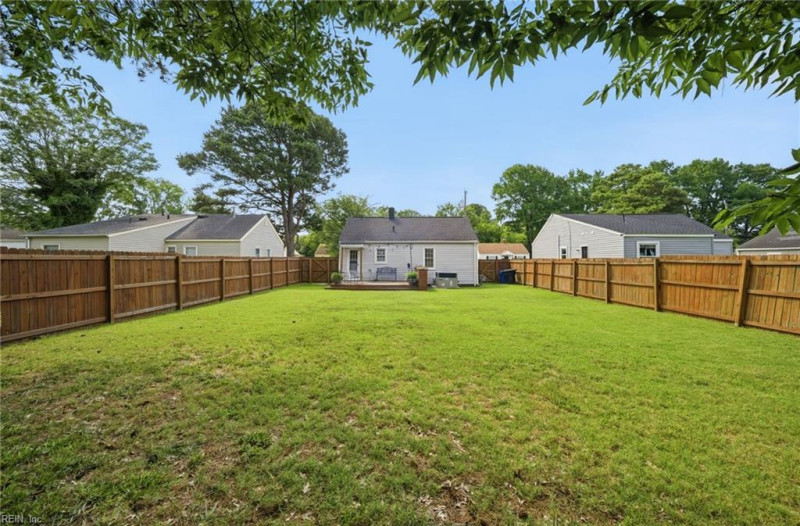 Photo 23 of 26 residential for sale in Portsmouth virginia