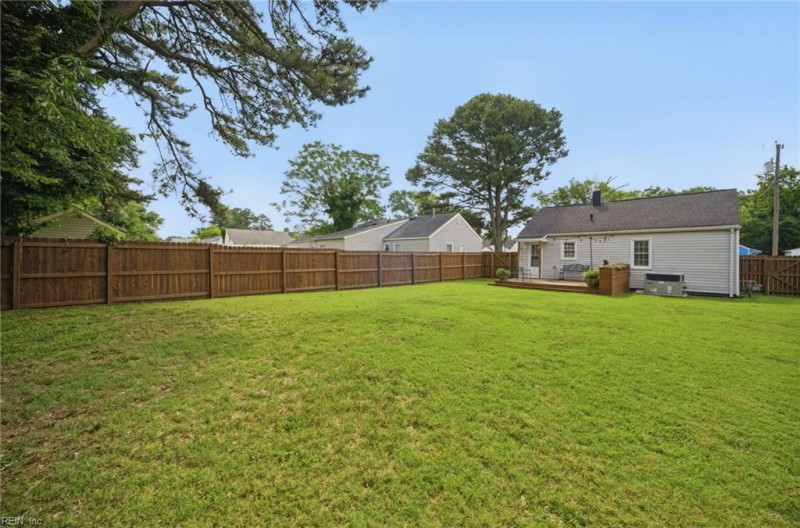 Photo 24 of 26 residential for sale in Portsmouth virginia