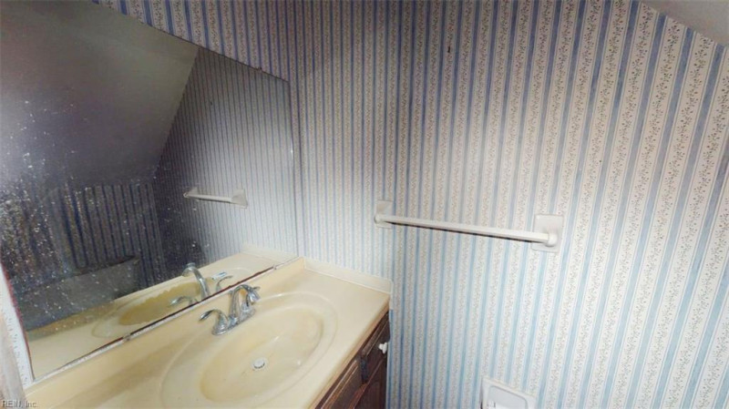 Photo 11 of 39 residential for sale in Chesapeake virginia Photo 11 of 39 residential for sale in Chesapeake virginia