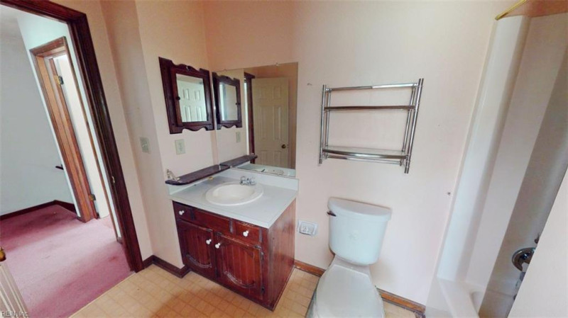 Photo 17 of 39 residential for sale in Chesapeake virginia Photo 17 of 39 residential for sale in Chesapeake virginia