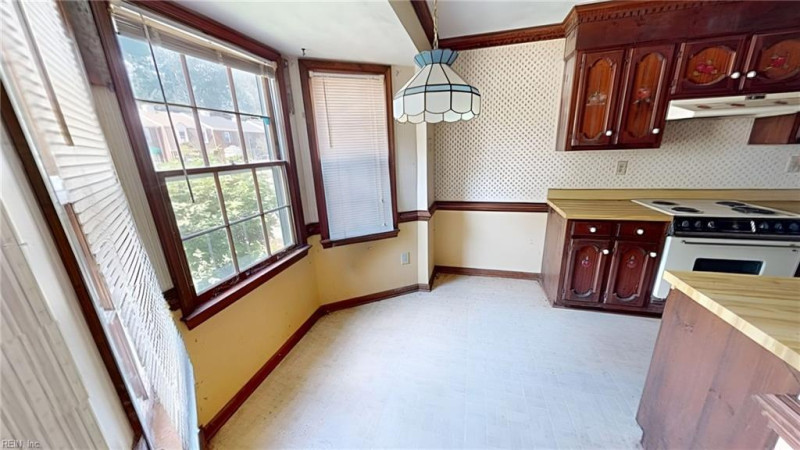 Photo 3 of 39 residential for sale in Chesapeake virginia Photo 3 of 39 residential for sale in Chesapeake virginia