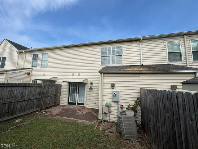 Photo 33 of 39 residential for sale in Chesapeake virginia Photo 33 of 39 residential for sale in Chesapeake virginia