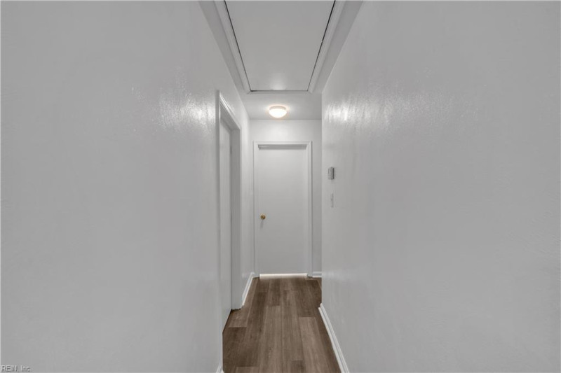 Photo 13 of 25 residential for sale in Virginia Beach virginia