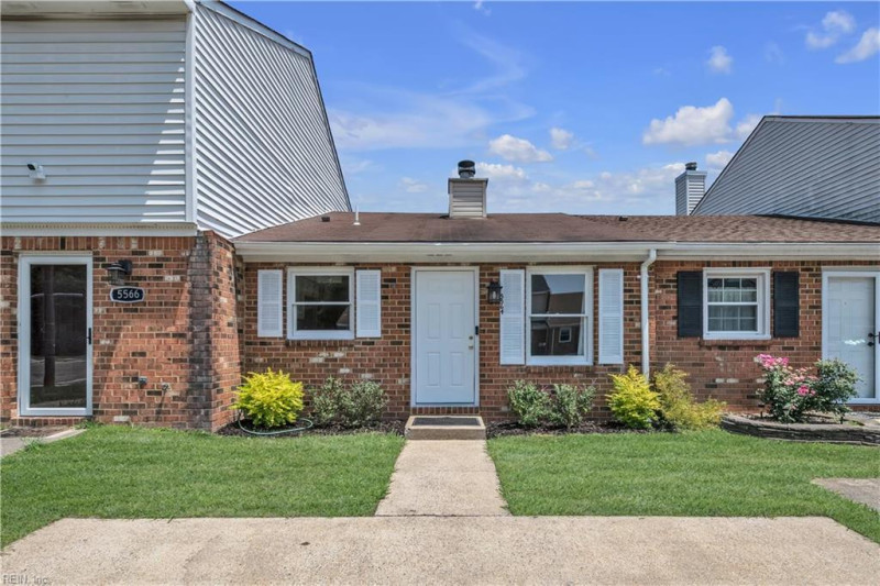 Photo 2 of 25 residential for sale in Virginia Beach virginia