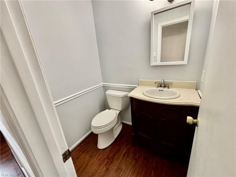 Photo 18 of 46 residential for sale in Hampton virginia