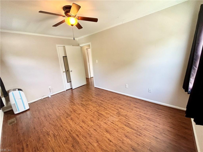 Photo 28 of 46 residential for sale in Hampton virginia