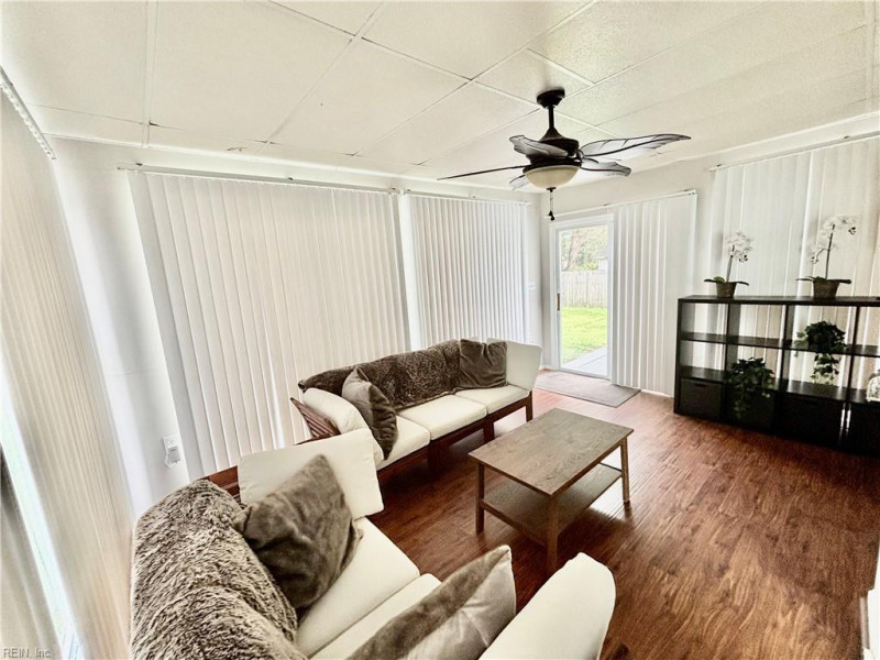 Photo 33 of 46 residential for sale in Hampton virginia