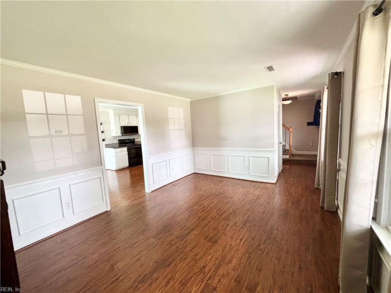 Photo 7 of 46 residential for sale in Hampton virginia