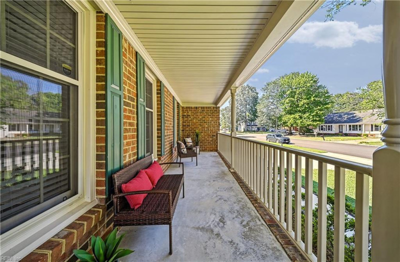 Photo 6 of 44 residential for sale in Chesapeake virginia Photo 6 of 44 residential for sale in Chesapeake virginia
