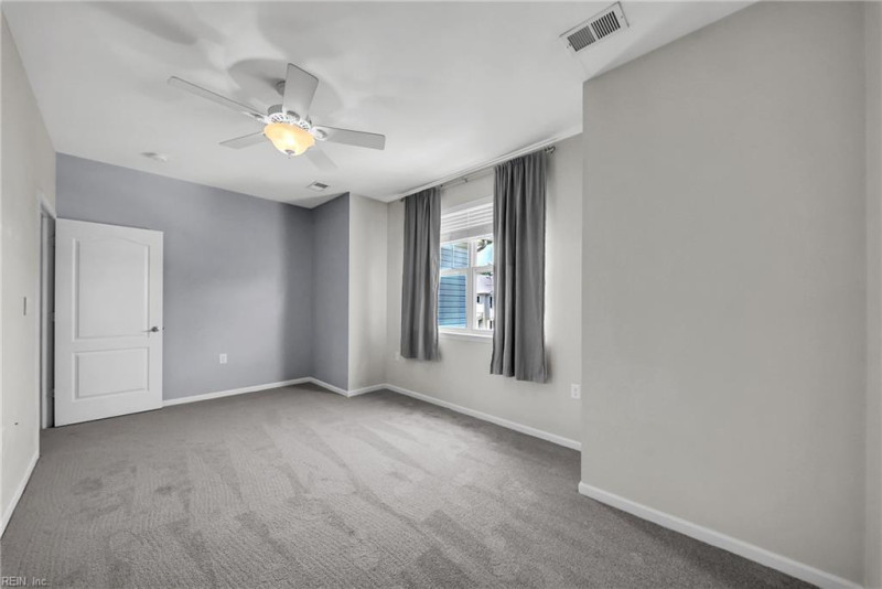 Photo 27 of 48 residential for sale in Chesapeake virginia
