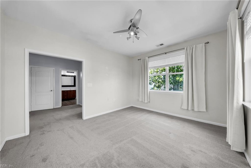 Photo 35 of 48 residential for sale in Chesapeake virginia