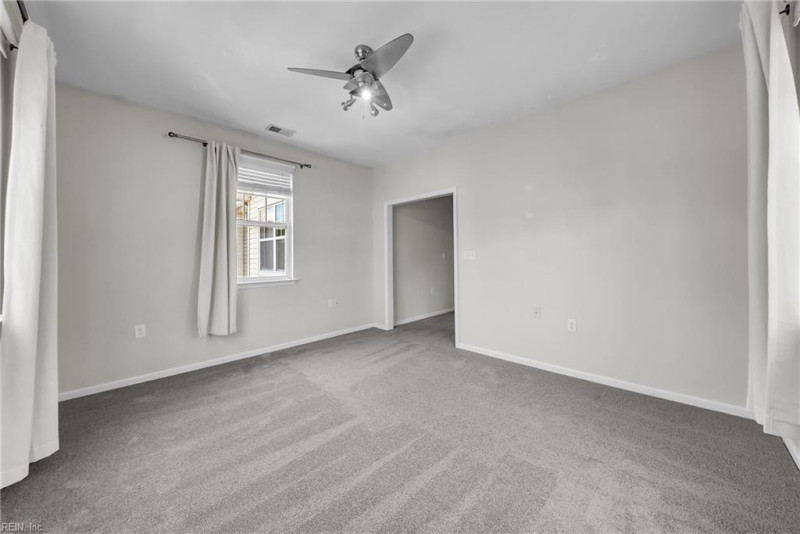 Photo 36 of 48 residential for sale in Chesapeake virginia