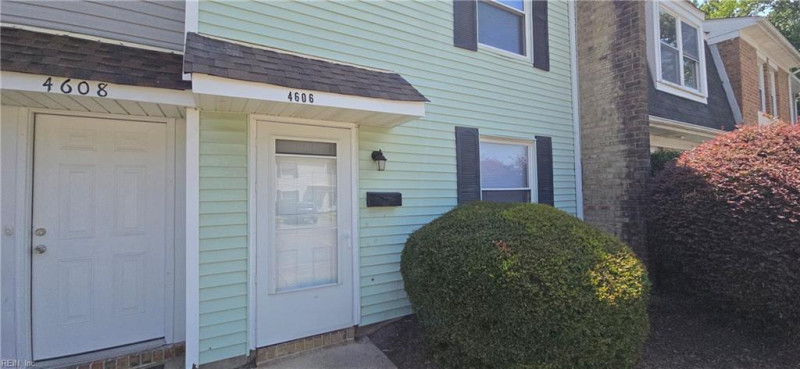 Photo 1 of 26 residential for sale in Portsmouth virginia