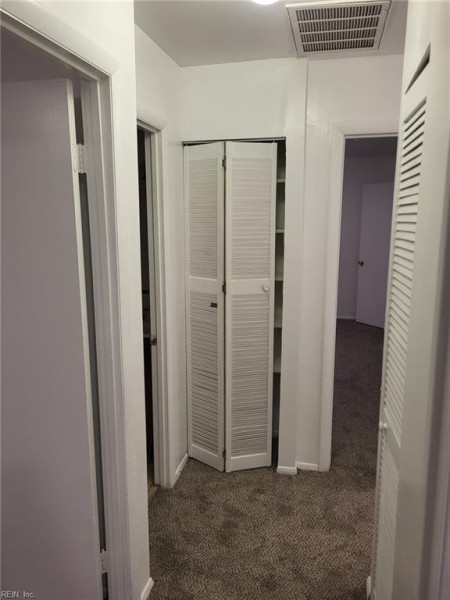 Photo 12 of 26 residential for sale in Portsmouth virginia