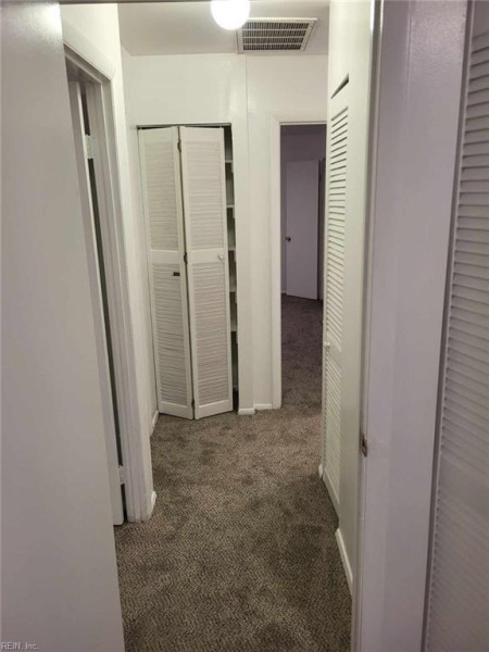 Photo 13 of 26 residential for sale in Portsmouth virginia