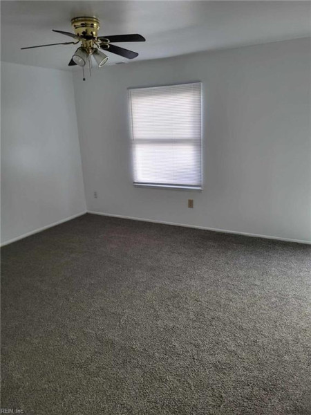 Photo 6 of 26 residential for sale in Portsmouth virginia