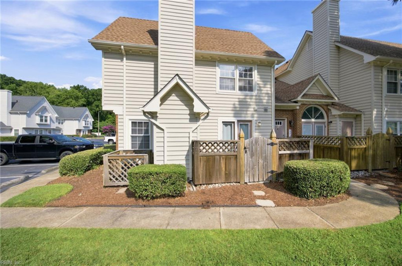 Photo 22 of 27 residential for sale in Chesapeake virginia Photo 22 of 27 residential for sale in Chesapeake virginia