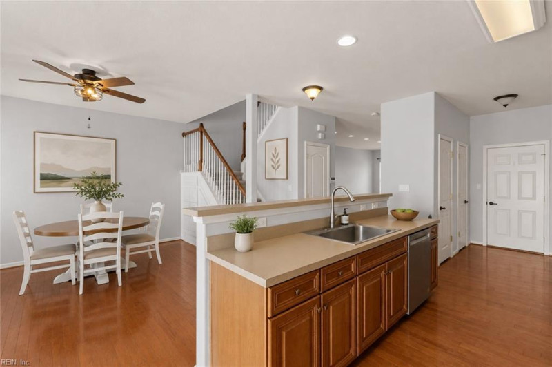 Photo 3 of 44 residential for sale in Virginia Beach virginia Photo 3 of 44 residential for sale in Virginia Beach virginia