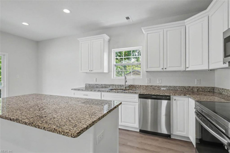 Photo 19 of 37 residential for sale in Hampton virginia Photo 19 of 37 residential for sale in Hampton virginia