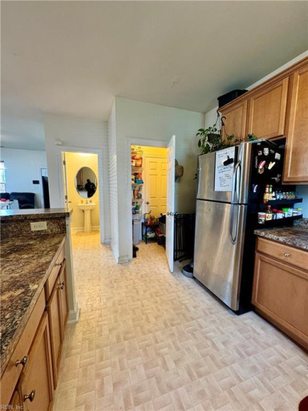 Photo 16 of 40 residential for sale in Norfolk virginia
