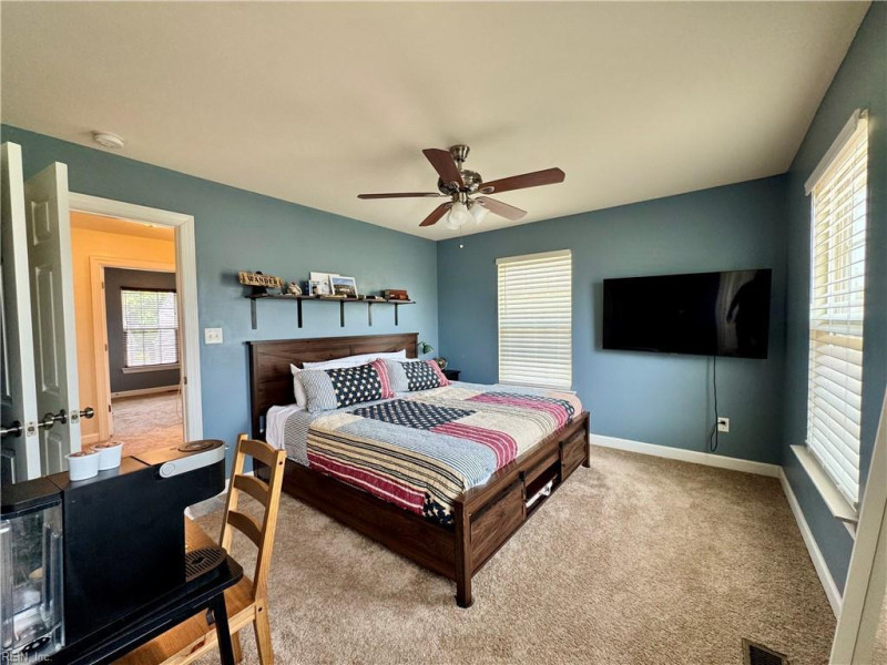 Photo 22 of 40 residential for sale in Norfolk virginia