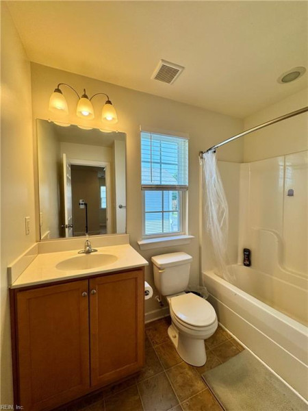 Photo 31 of 40 residential for sale in Norfolk virginia