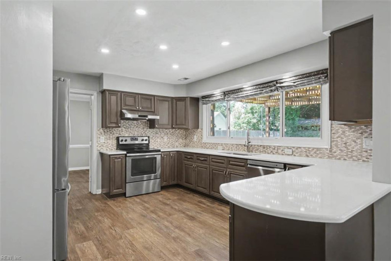 Photo 18 of 48 residential for sale in Chesapeake virginia Photo 18 of 48 residential for sale in Chesapeake virginia