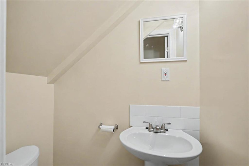 Photo 17 of 43 residential for sale in Newport News virginia Photo 17 of 43 residential for sale in Newport News virginia