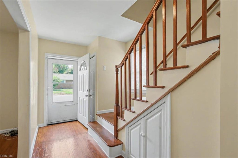 Photo 3 of 43 residential for sale in Newport News virginia Photo 3 of 43 residential for sale in Newport News virginia