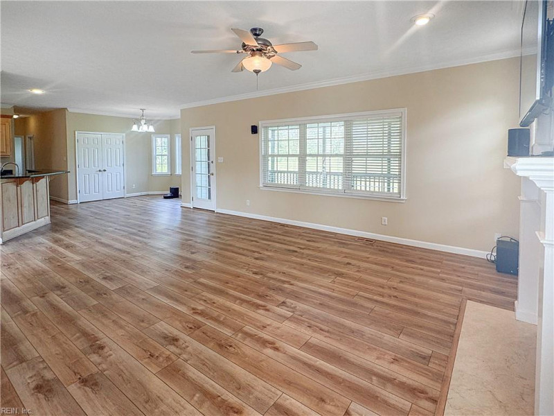 Photo 11 of 50 residential for sale in Poquoson virginia Photo 11 of 50 residential for sale in Poquoson virginia