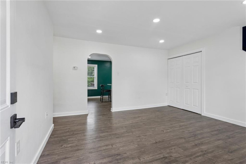 Photo 5 of 36 residential for sale in Hampton virginia Photo 5 of 36 residential for sale in Hampton virginia