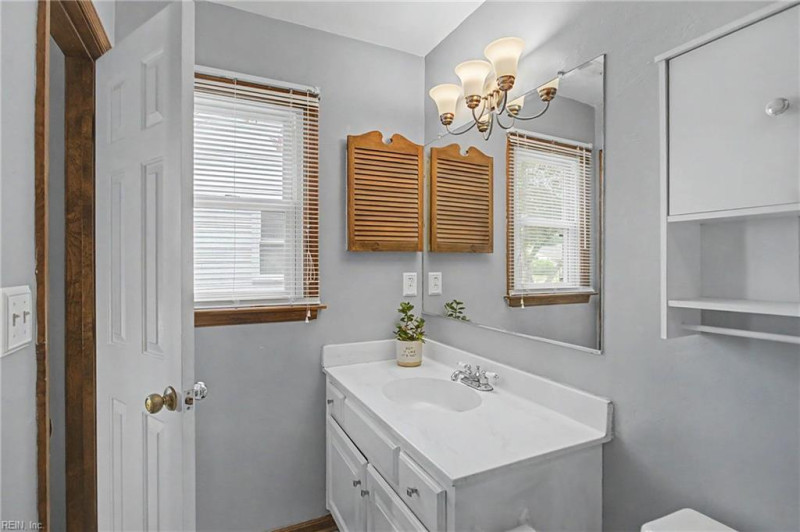 Photo 25 of 39 residential for sale in Virginia Beach virginia