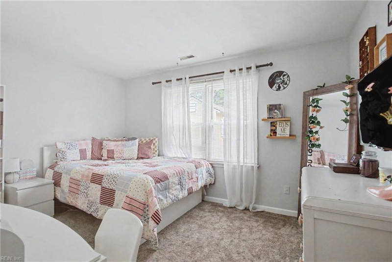 Photo 29 of 39 residential for sale in Virginia Beach virginia