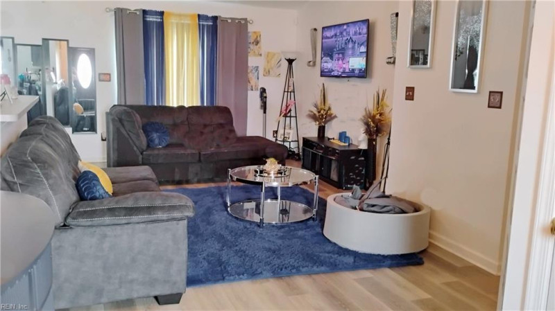 Photo 17 of 35 residential for sale in Suffolk virginia