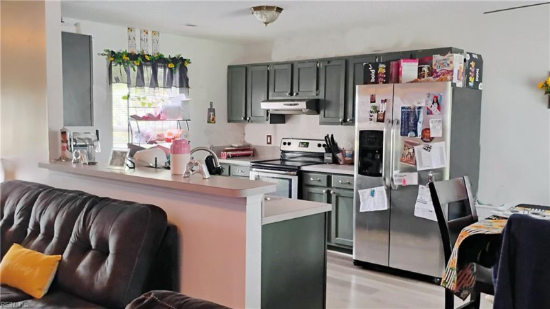 Photo 18 of 35 residential for sale in Suffolk virginia