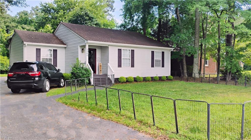 Photo 2 of 35 residential for sale in Suffolk virginia