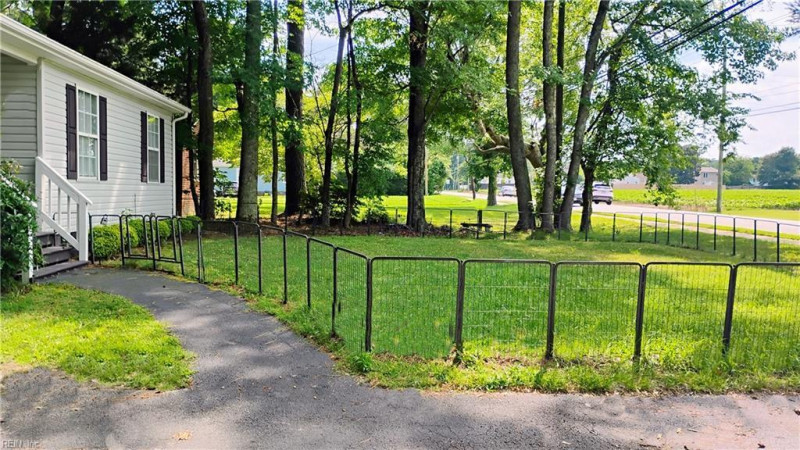 Photo 6 of 35 residential for sale in Suffolk virginia
