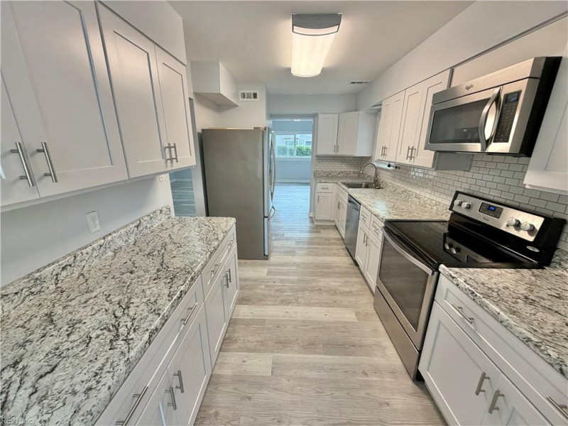 Photo 14 of 50 residential for sale in Chesapeake virginia Photo 14 of 50 residential for sale in Chesapeake virginia