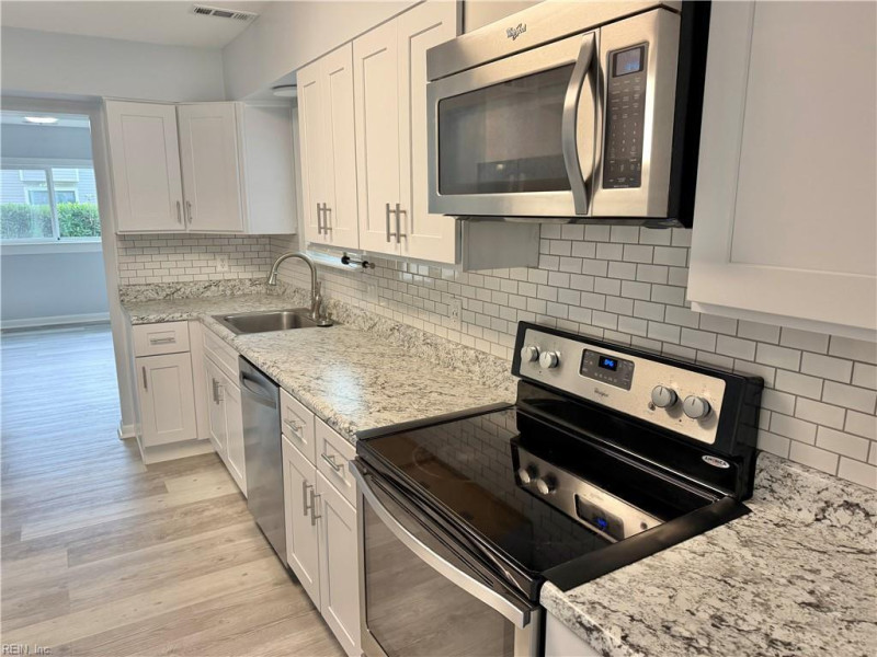 Photo 15 of 50 residential for sale in Chesapeake virginia Photo 15 of 50 residential for sale in Chesapeake virginia