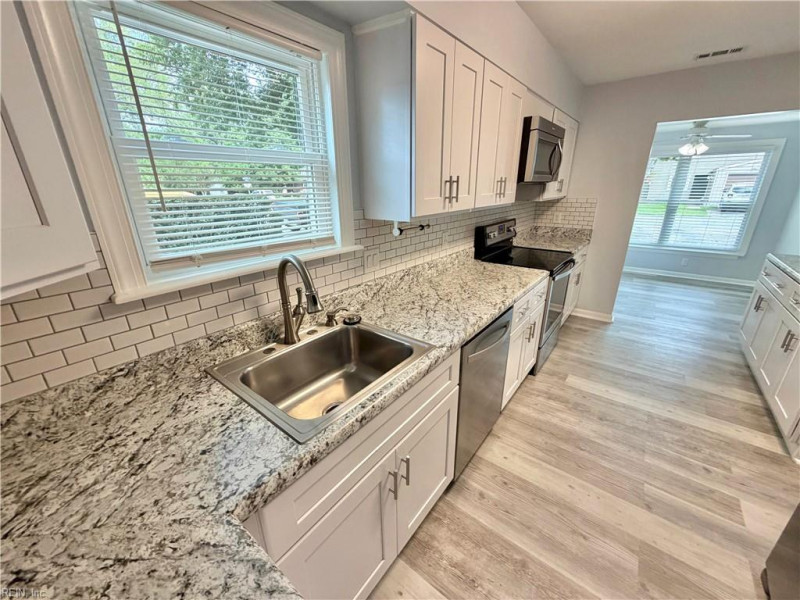Photo 17 of 50 residential for sale in Chesapeake virginia Photo 17 of 50 residential for sale in Chesapeake virginia