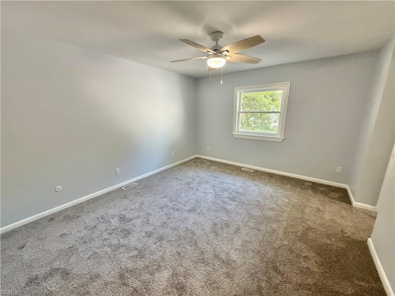 Photo 31 of 50 residential for sale in Chesapeake virginia Photo 31 of 50 residential for sale in Chesapeake virginia